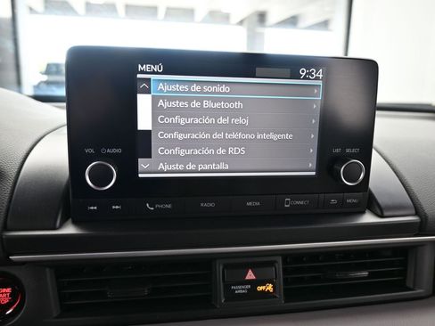 Used 2023 Honda Pilot LX image 21