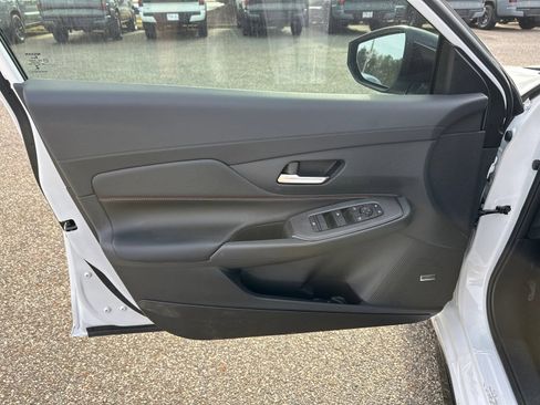 New 2026 Nissan Sentra SR w/ SR Premium Package FWD image 9