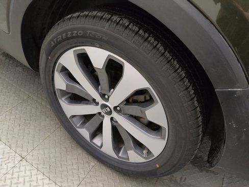 Used 2021 Kia Telluride EX w/ EX Premium Package FWD image 31