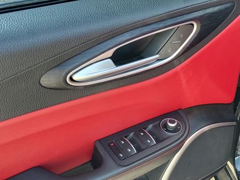 Used 2018 Alfa Romeo Giulia w/ Nero Edizione RWD image 14