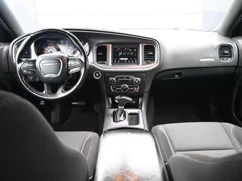 Used 2021 Dodge Charger SXT w/ Blacktop Package image 12