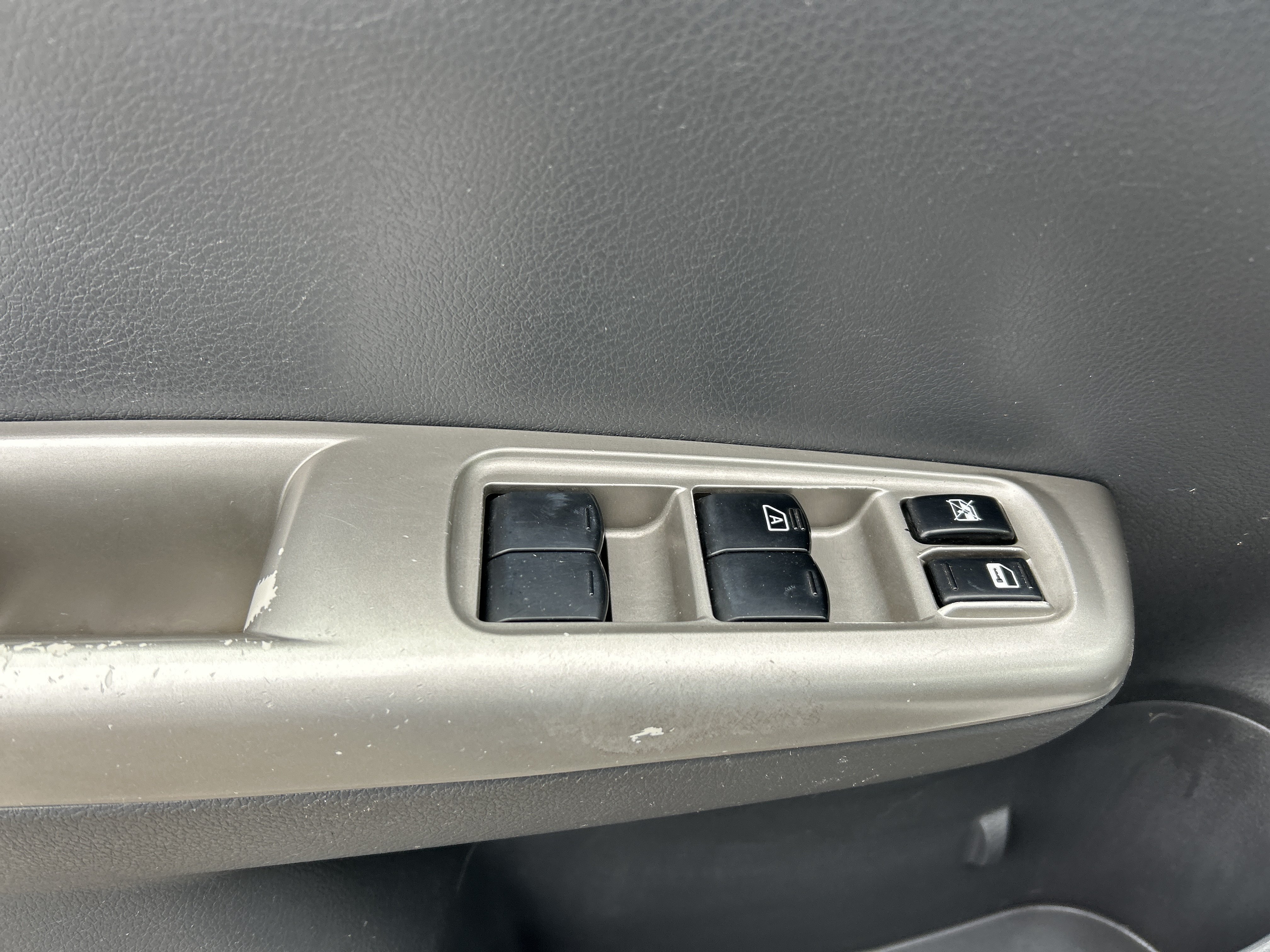 Used 2008 Subaru Impreza 2.5i AWD/4WD image 10