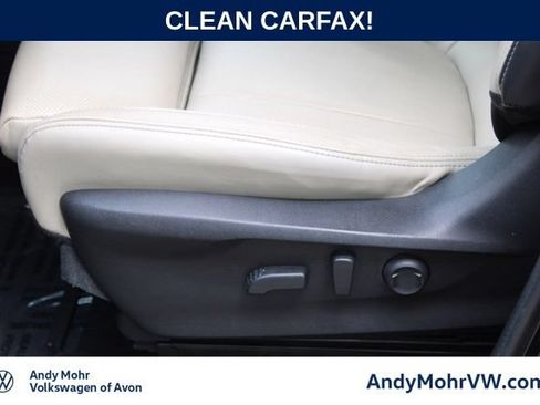 Used 2021 Subaru Ascent Limited AWD/4WD image 17