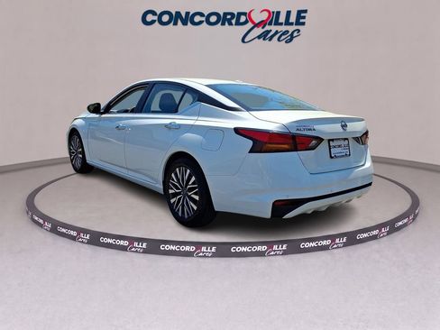 Certified 2025 Nissan Altima 2.5 SV FWD image 5
