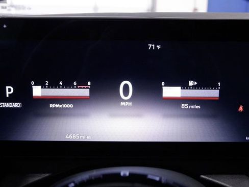 Used 2025 Nissan Kicks SR image 23