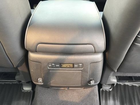 Used 2018 INFINITI QX80 4WD w/ All Season Package image 25