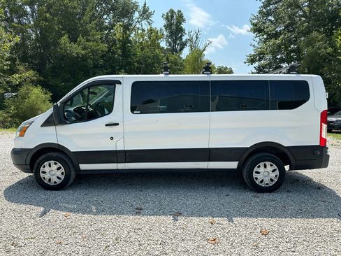 Used 2015 Ford Transit 350 XLT image 8