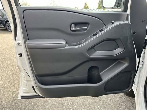 New 2026 Nissan Frontier SV w/ Tow Package image 14