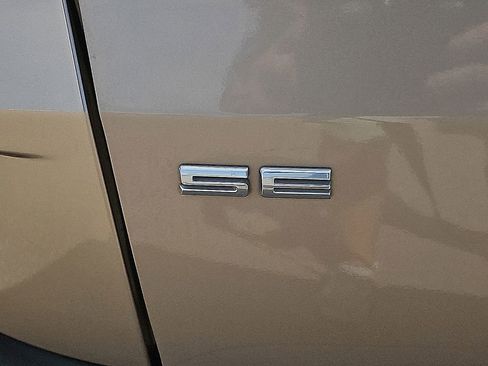 Used 2020 Ford Escape SE image 11