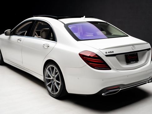 Used 2020 Mercedes-Benz S 450 Sedan image 23
