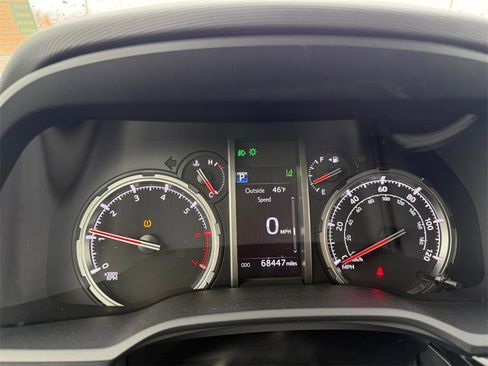 Used 2023 Toyota 4Runner TRD Sport image 25