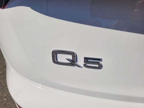 Used 2022 Audi Q5 2.0T Premium Plus w/ Premium Plus Package AWD/4WD image 10