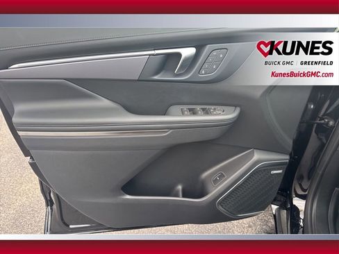 New 2026 Buick Enclave Sport Touring w/ Power Package image 17