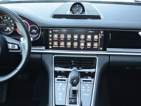 Certified 2023 Porsche Panamera image 20