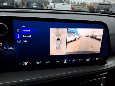 Certified 2024 Chevrolet Traverse LT image 24