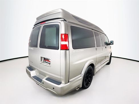 Used 2021 Chevrolet Express 2500 RWD image 20