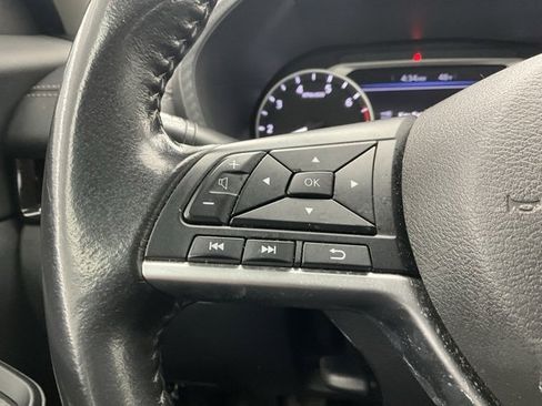 Used 2022 Nissan Sentra SV image 15