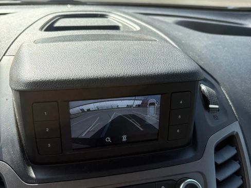 Used 2020 Ford Transit Connect XL image 20