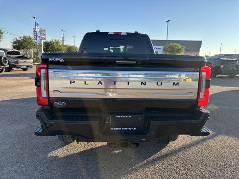 Certified 2024 Ford F250 Platinum w/ FX4 Off-Road Package image 3