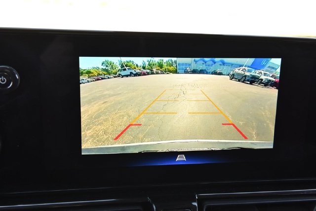 Used 2025 Chevrolet TrailBlazer LT AWD/4WD image 11