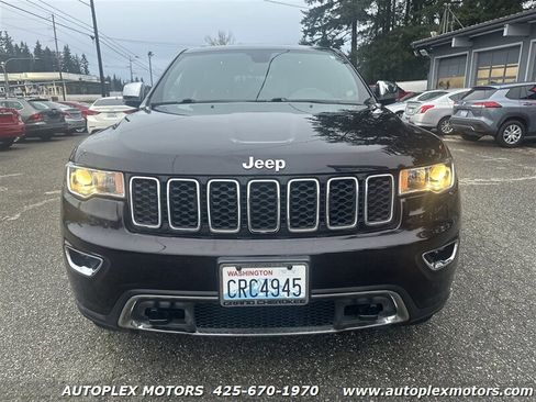 Used 2018 Jeep Grand Cherokee Limited image 2