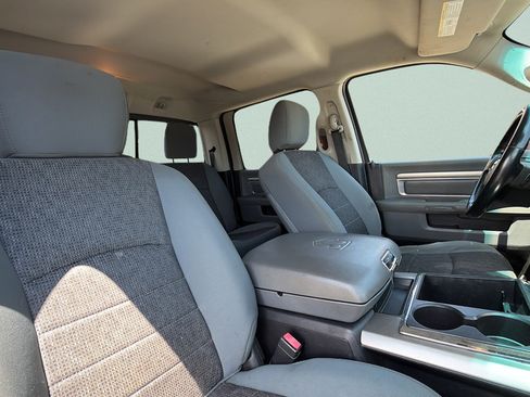Used 2013 RAM 2500 SLT w/ Luxury Group AWD/4WD image 25