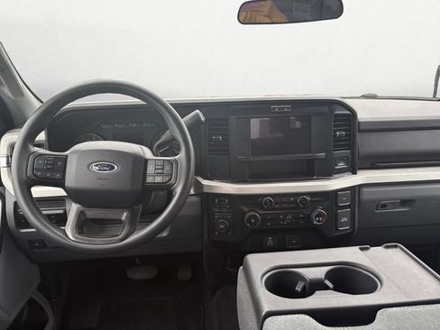 Used 2025 Ford F250 XLT w/ FX4 Off-Road Package AWD/4WD image 10