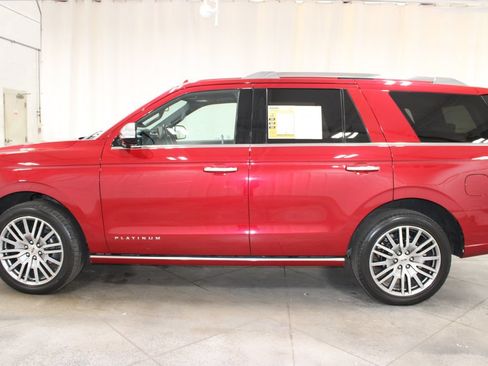 Used 2022 Ford Expedition Platinum AWD/4WD image 6