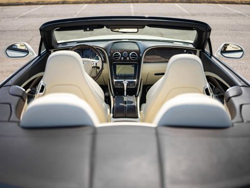 Used 2017 Bentley Continental GT image 56