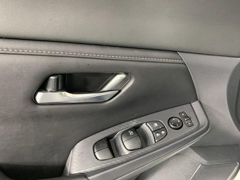 Used 2023 Nissan Sentra SV image 15