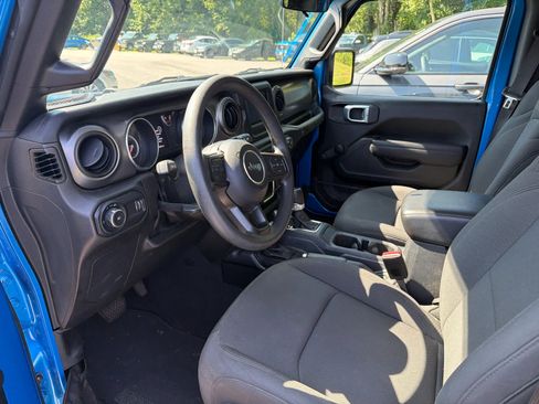 Used 2023 Jeep Wrangler Sport AWD/4WD image 8