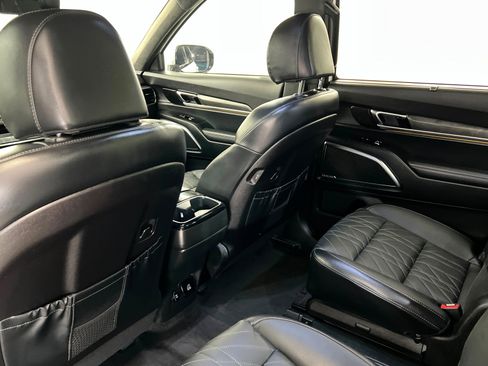 Used 2024 Kia Telluride SX Prestige X-Pro image 19