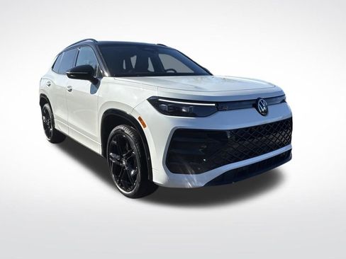 New 2026 Volkswagen Tiguan SE R-Line AWD/4WD image 7