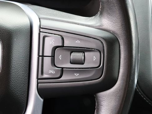 Used 2022 GMC Yukon XL SLE w/ Gmc Pro Safety Plus Package AWD/4WD image 17