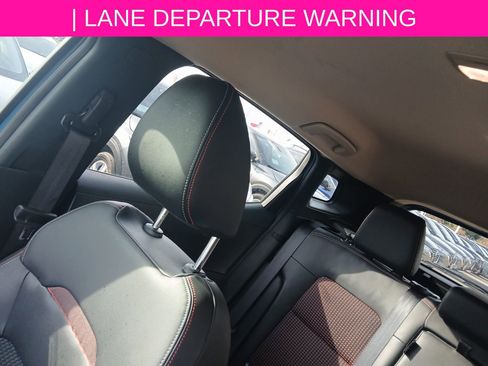 Certified 2025 Nissan Kicks SR w/ Illumination Package image 17