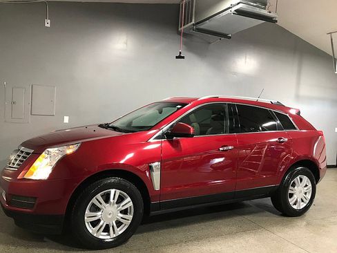Used 2014 Cadillac SRX Luxury w/ Driver Awareness Package image 7