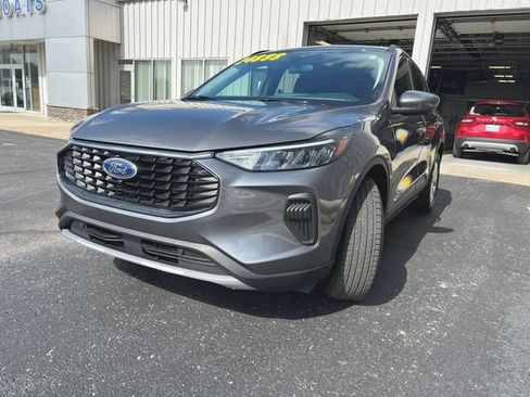 Used 2023 Ford Escape Active w/ Tech Pack #2 AWD/4WD image 5