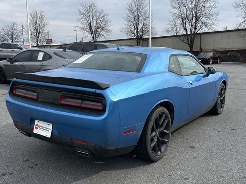 Used 2023 Dodge Challenger SXT w/ Plus Package image 4