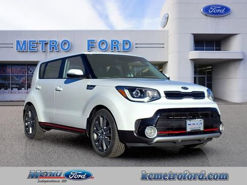 Used 2018 Kia Soul ! w/ Tech Package image 1