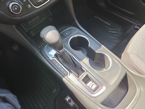 Certified 2024 Chevrolet Equinox LT image 22