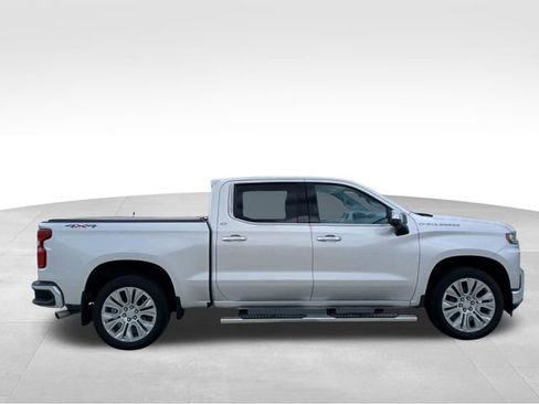 Used 2020 Chevrolet Silverado 1500 LTZ w/ LTZ Plus Package AWD/4WD image 6
