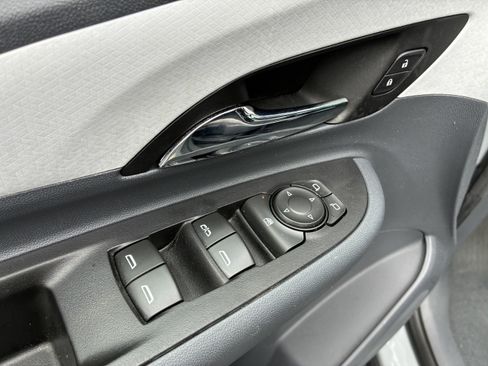 Used 2020 Chevrolet Bolt LT FWD image 23