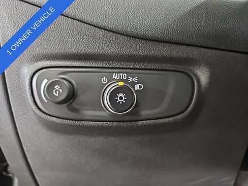 Used 2023 Chevrolet Equinox LT AWD/4WD image 25