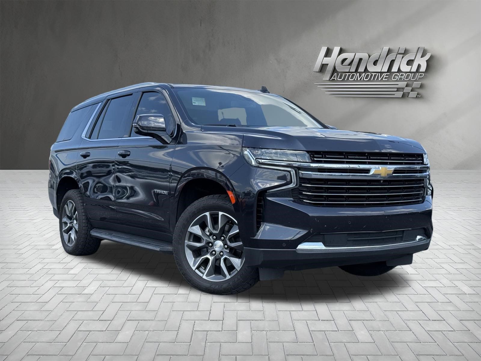 Used 2022 Chevrolet Tahoe LT w/ Luxury Package RWD image 2