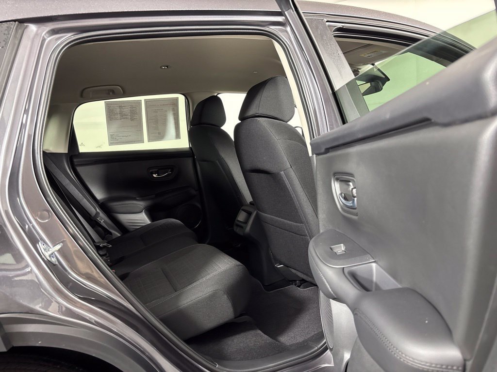 Used 2027 Honda HR-V LX image 18