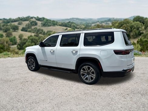 Used 2023 Jeep Wagoneer 2WD w/ Premium Group I image 6