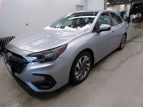 Used 2025 Subaru Legacy Limited image 1