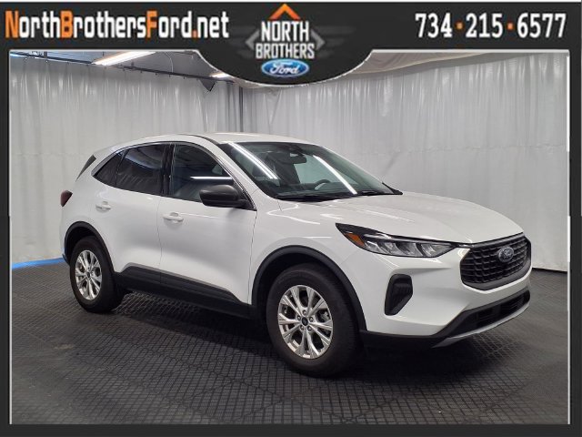 Certified 2023 Ford Escape Active w/ Tech Pack #1 AWD/4WD image 1
