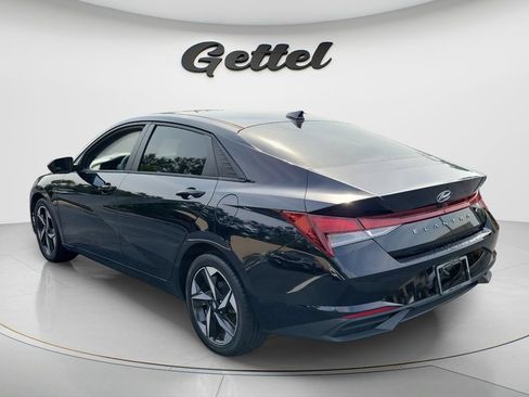 Used 2023 Hyundai Elantra SEL w/ Convenience Package FWD image 7