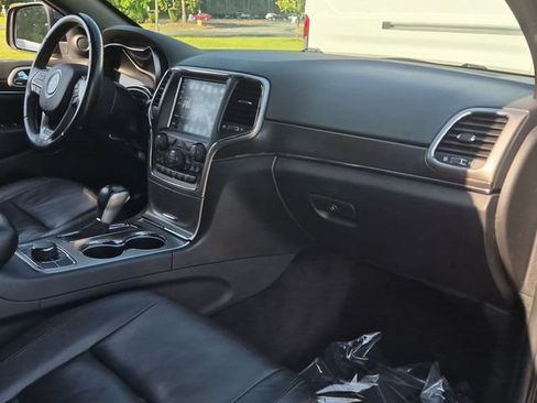 Used 2018 Jeep Grand Cherokee Limited AWD/4WD image 35